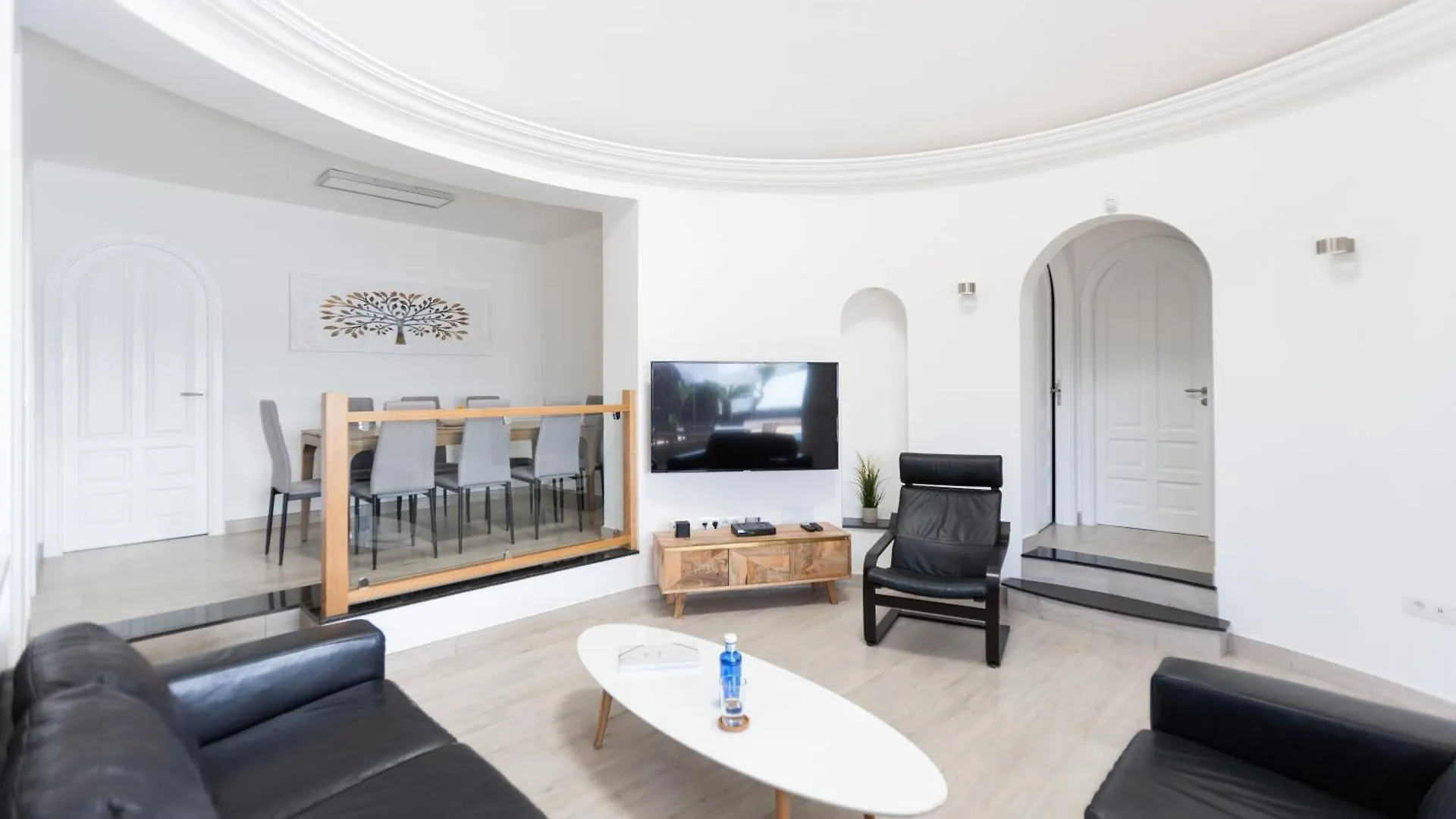 4 Bedroom Villa Mimi With Private Heated Pool Puerto del Carmen